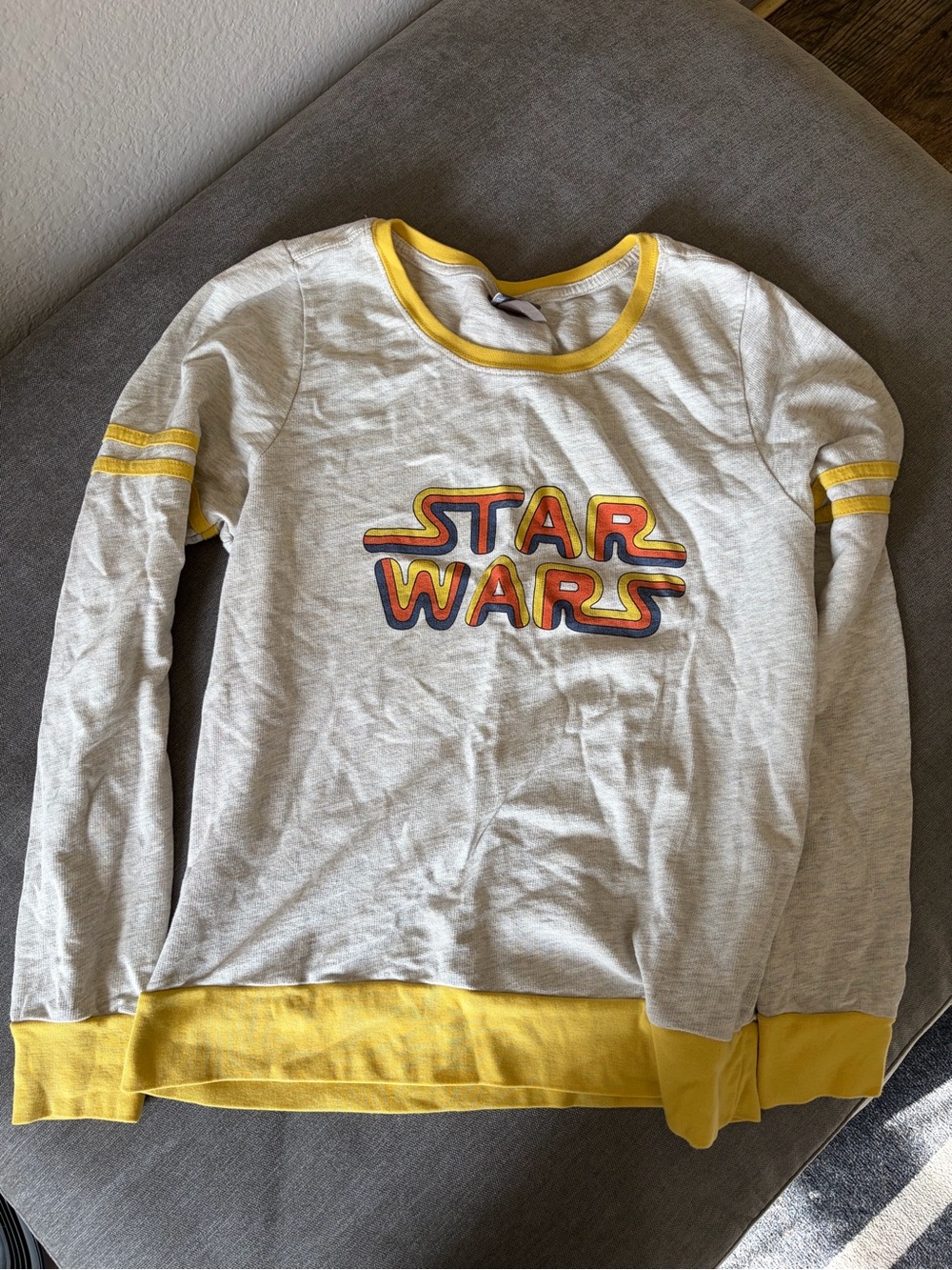 Star Wars Her Universe - Grey & Yellow Long-Sleeve Tee